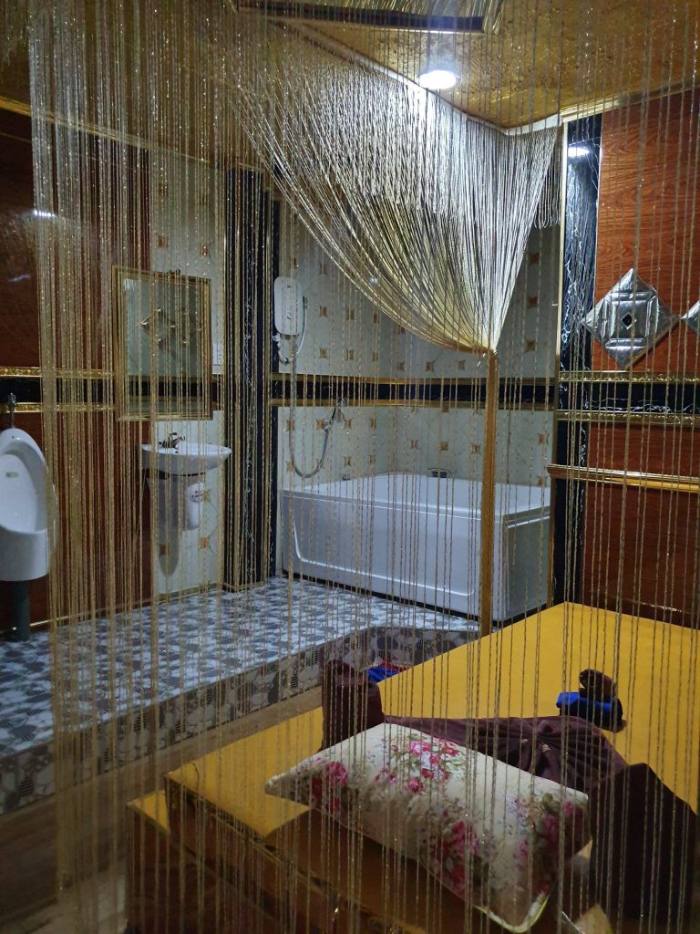 Massage Minh Long = Massage Boss Palace