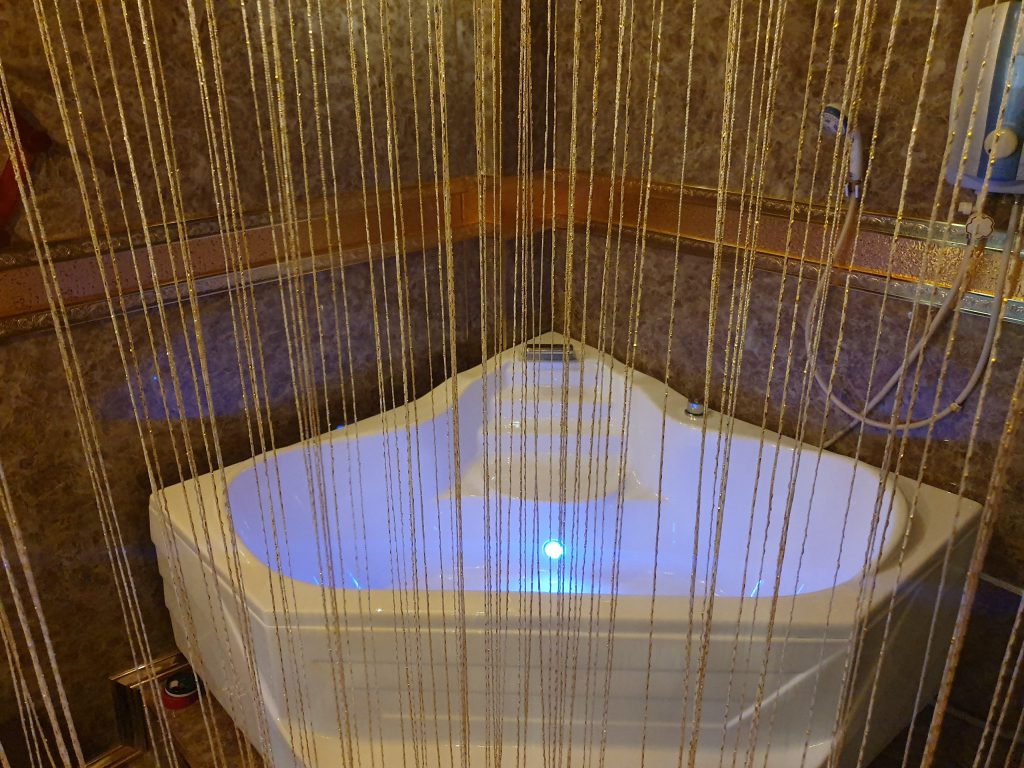 Massage Minh Long = Massage Boss Palace