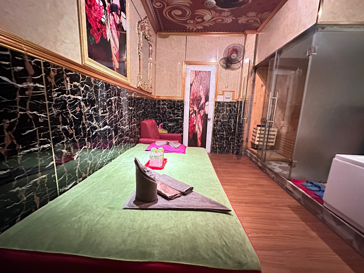 Hoà Bình 182 Tân Phú 