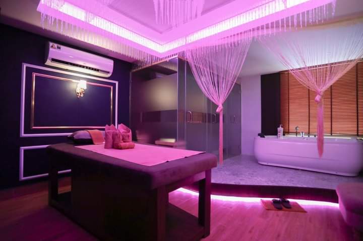 Massage Đêm Sài Gòn