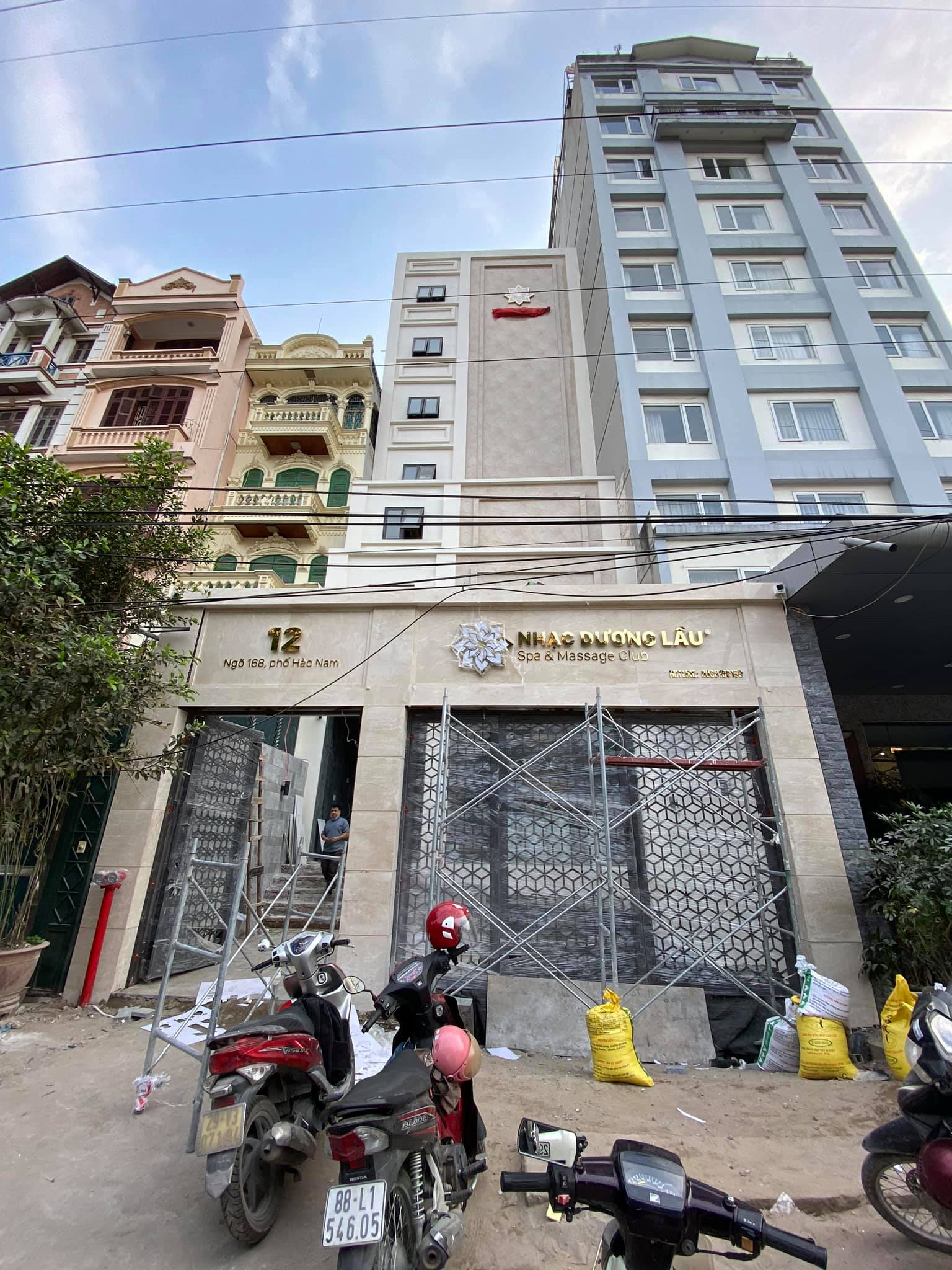 Nhạc Dương Lầu Spa & Massage Club