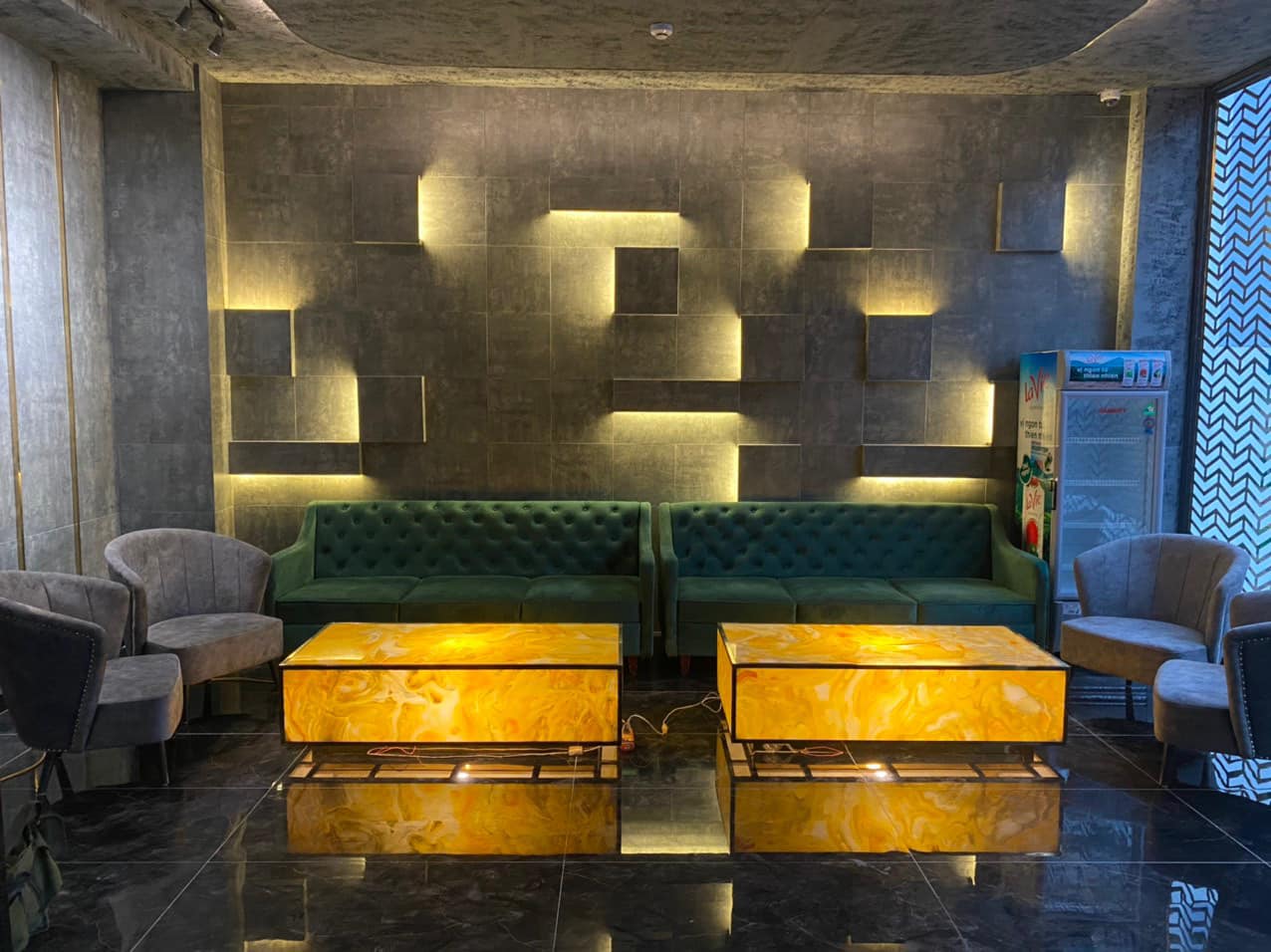 Nhạc Dương Lầu Spa & Massage Club