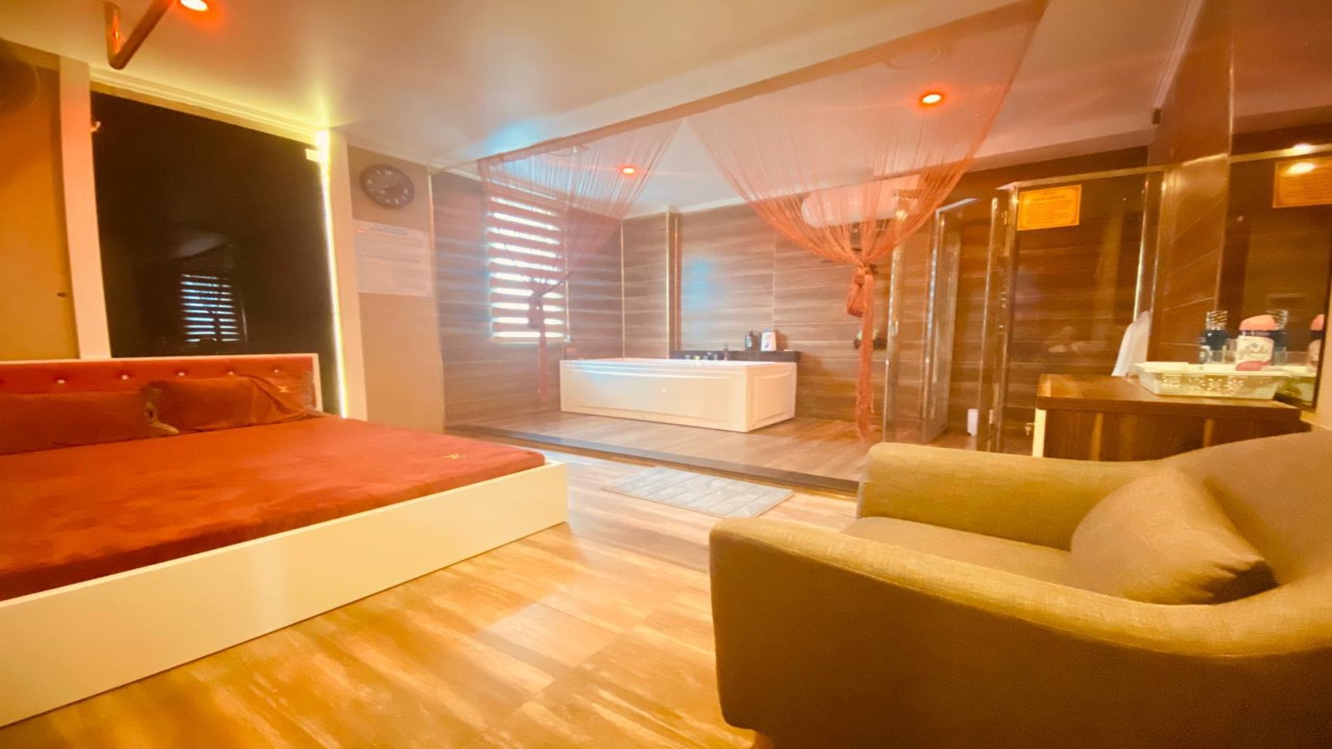 Rose Spa Nuru Vip Massage