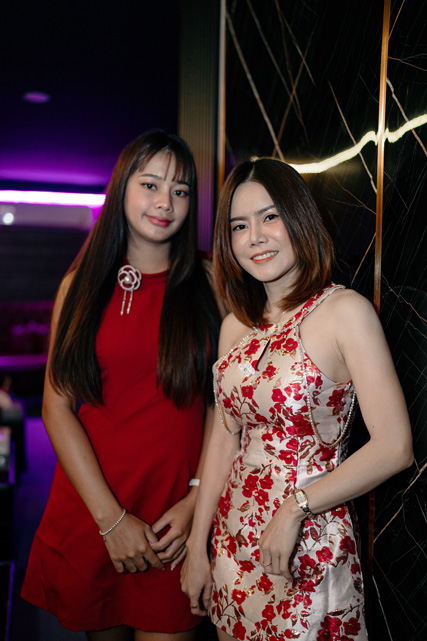 Waterfall (Taki snacks & karaoke)