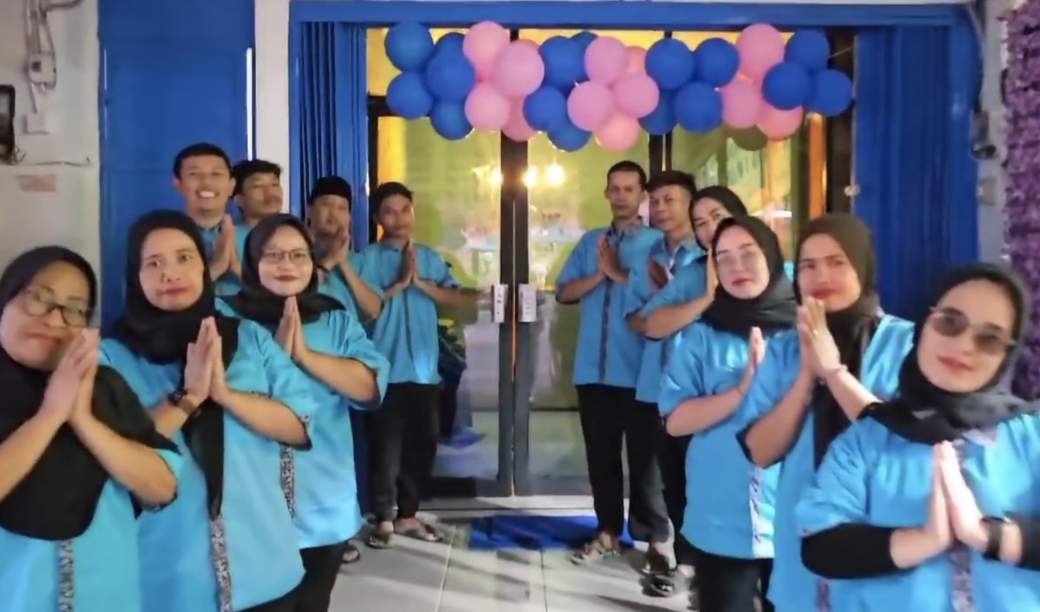 Bro & Sis (Formerly Bosses)