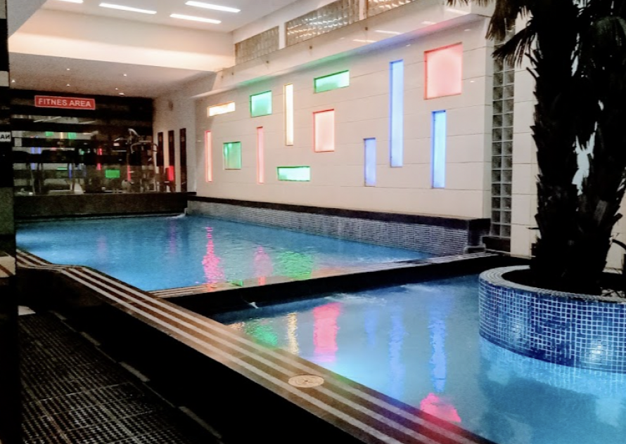 Fortune Spa, Karoke & Lounge