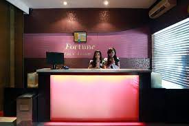 Fortune Spa, Karoke & Lounge