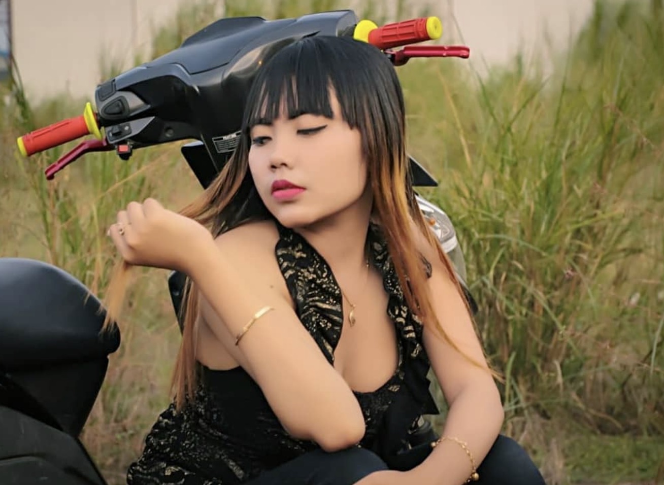 MEGA AYU ( BAR, MASSAGE, KTV )