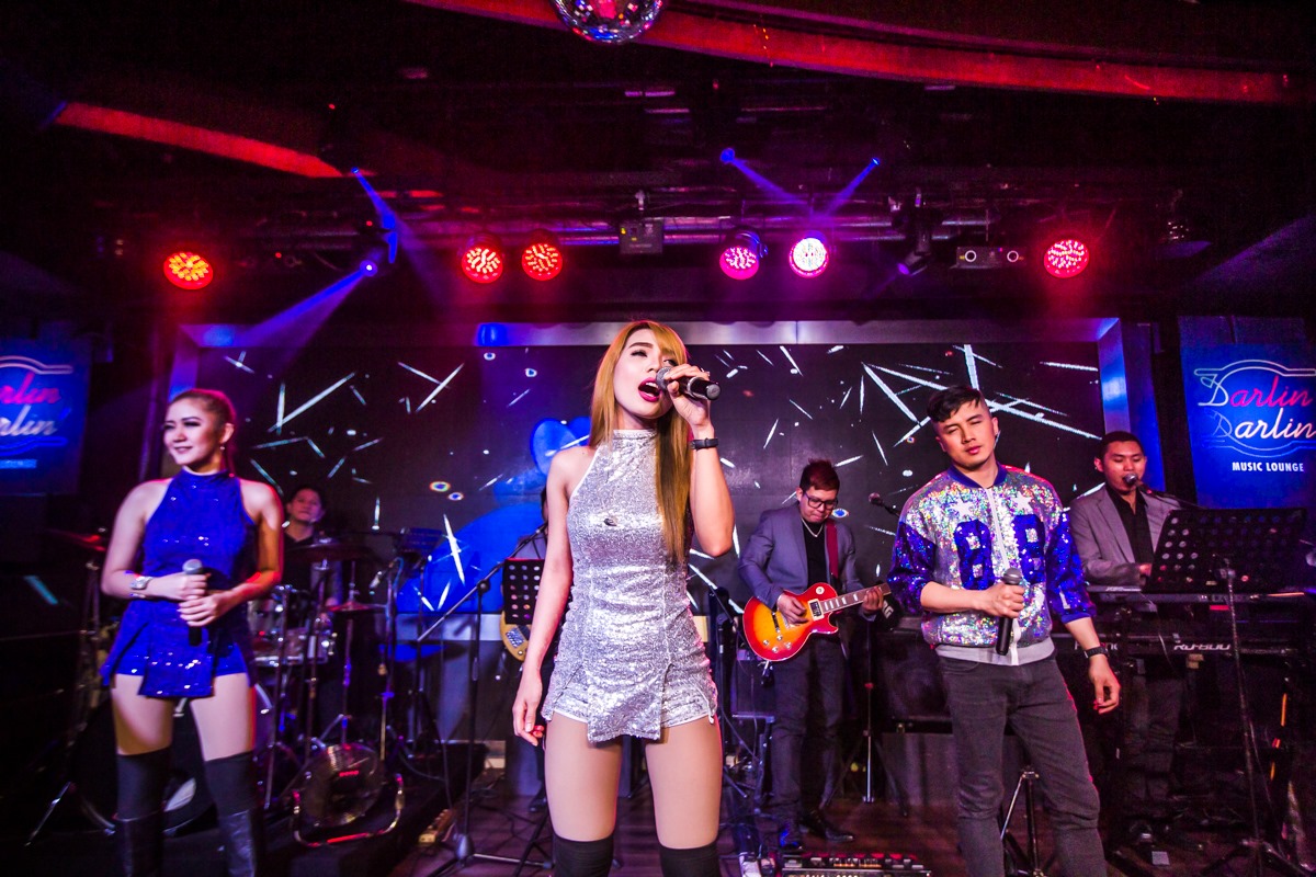 Darlin Darlin Music Lounge