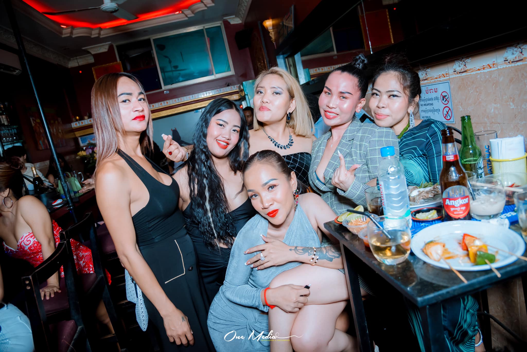 Yaya Sweetie Bar (Cyrcee Secret Bar)