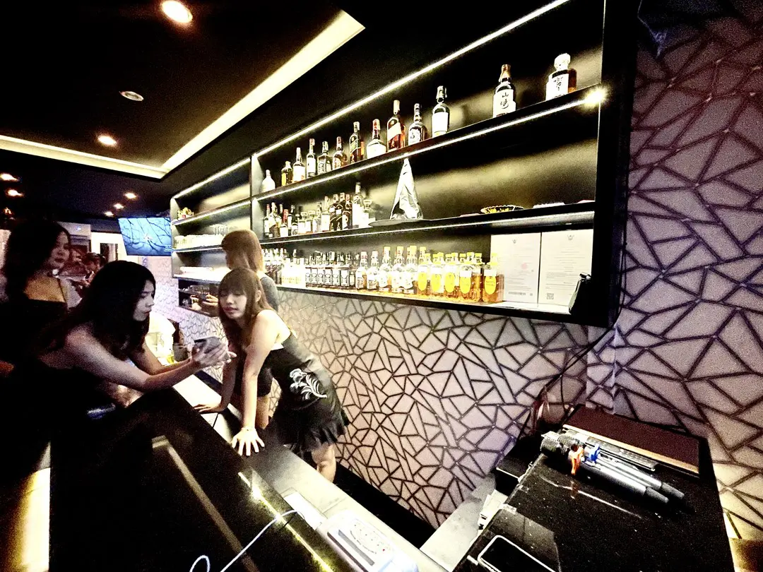 Club Level 41