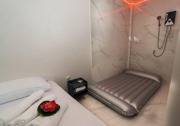 Lucy Nuru Massage