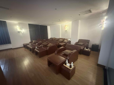 Massage Cloud Nine