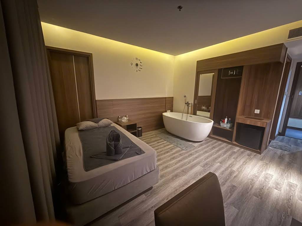 Massage Cloud Nine