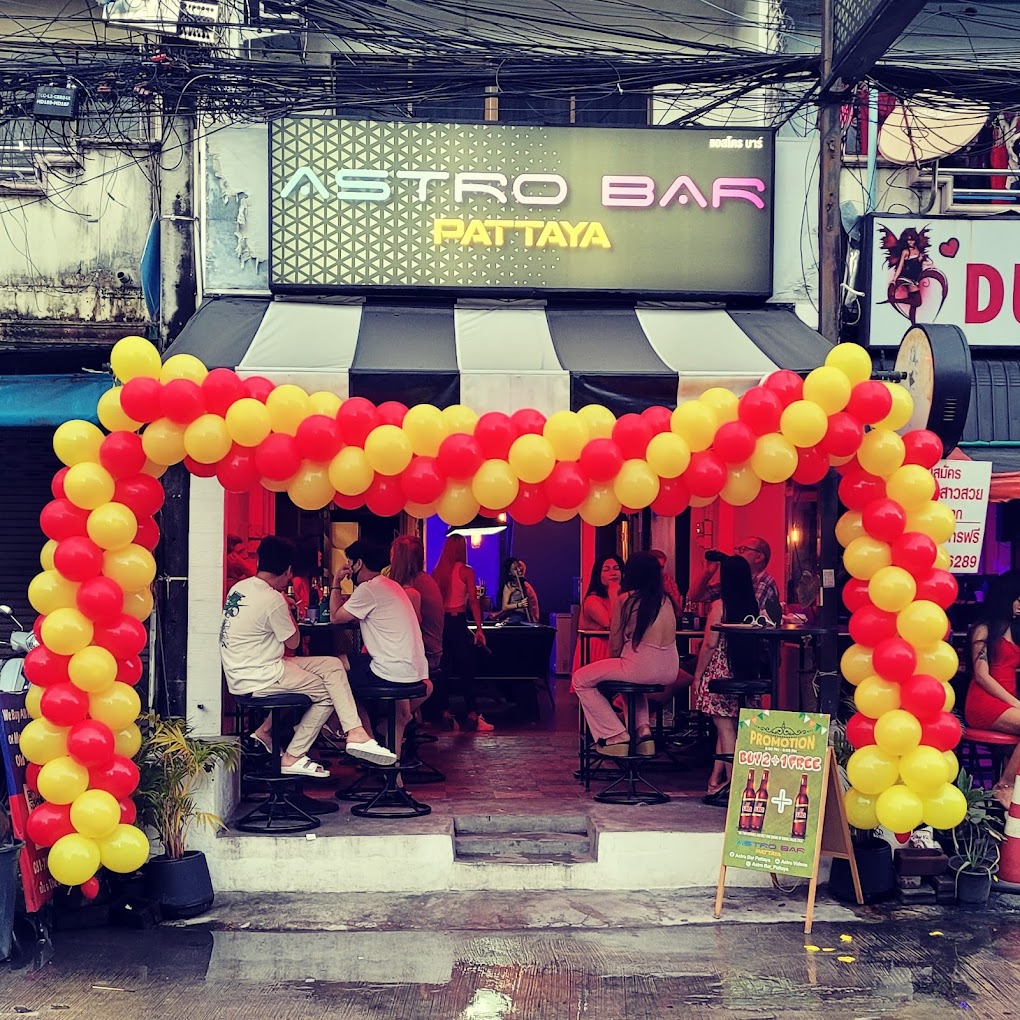 Astro Bar
