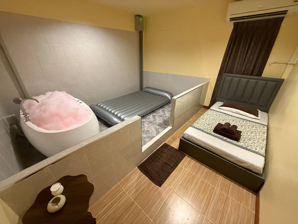 Mito Nuru Massage