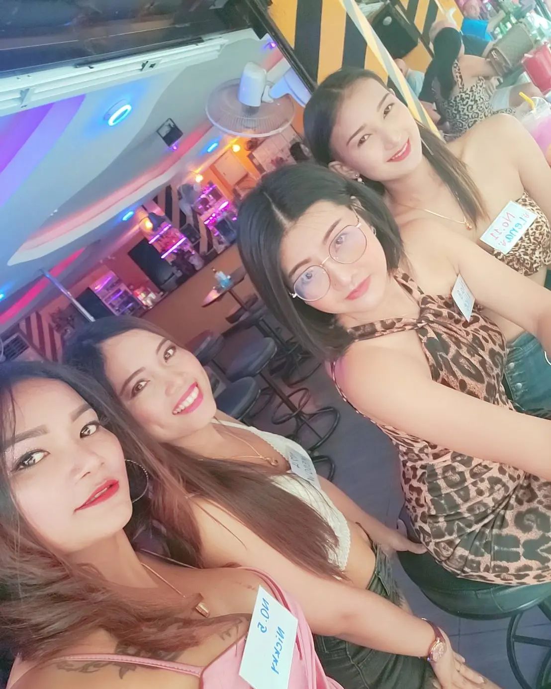 A7-DJ Bar
