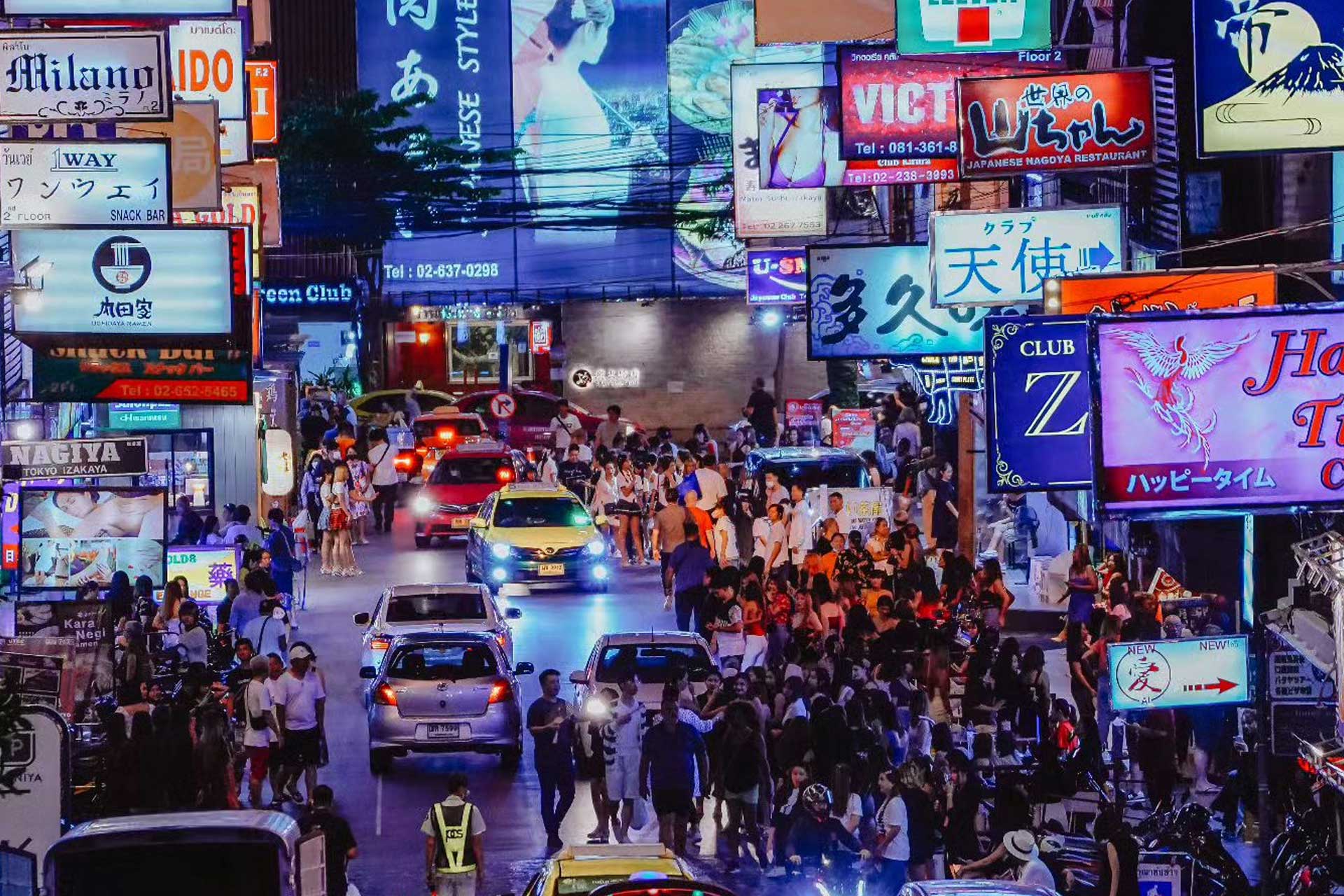 Patpong Prices 2026: A Night Around Silom