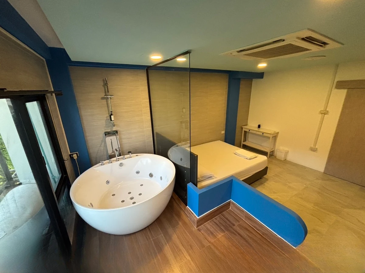 FinMen Nuru Massage