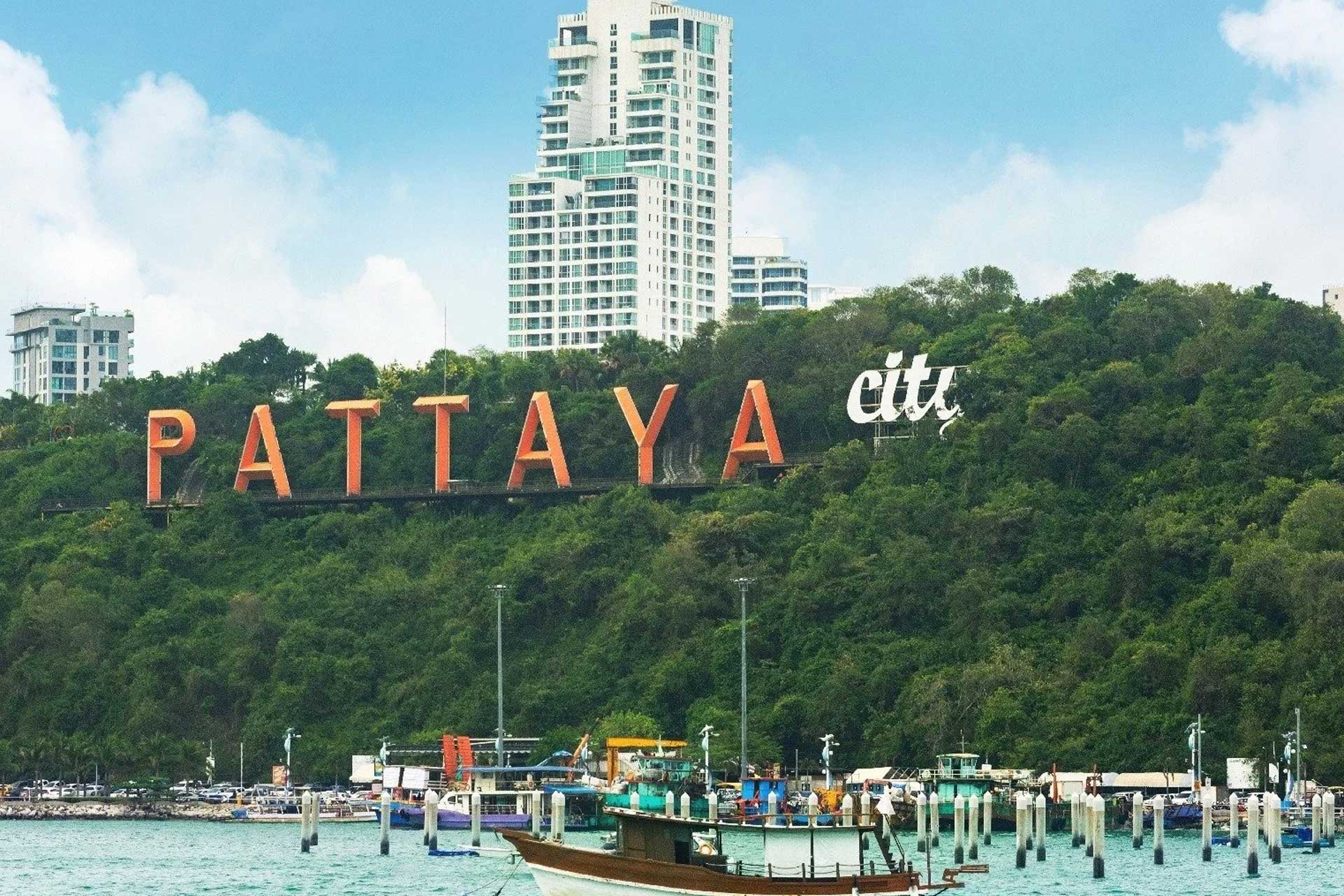 Where to Stay in Pattaya for Walking Street, Soi 6 and LK Metro Access