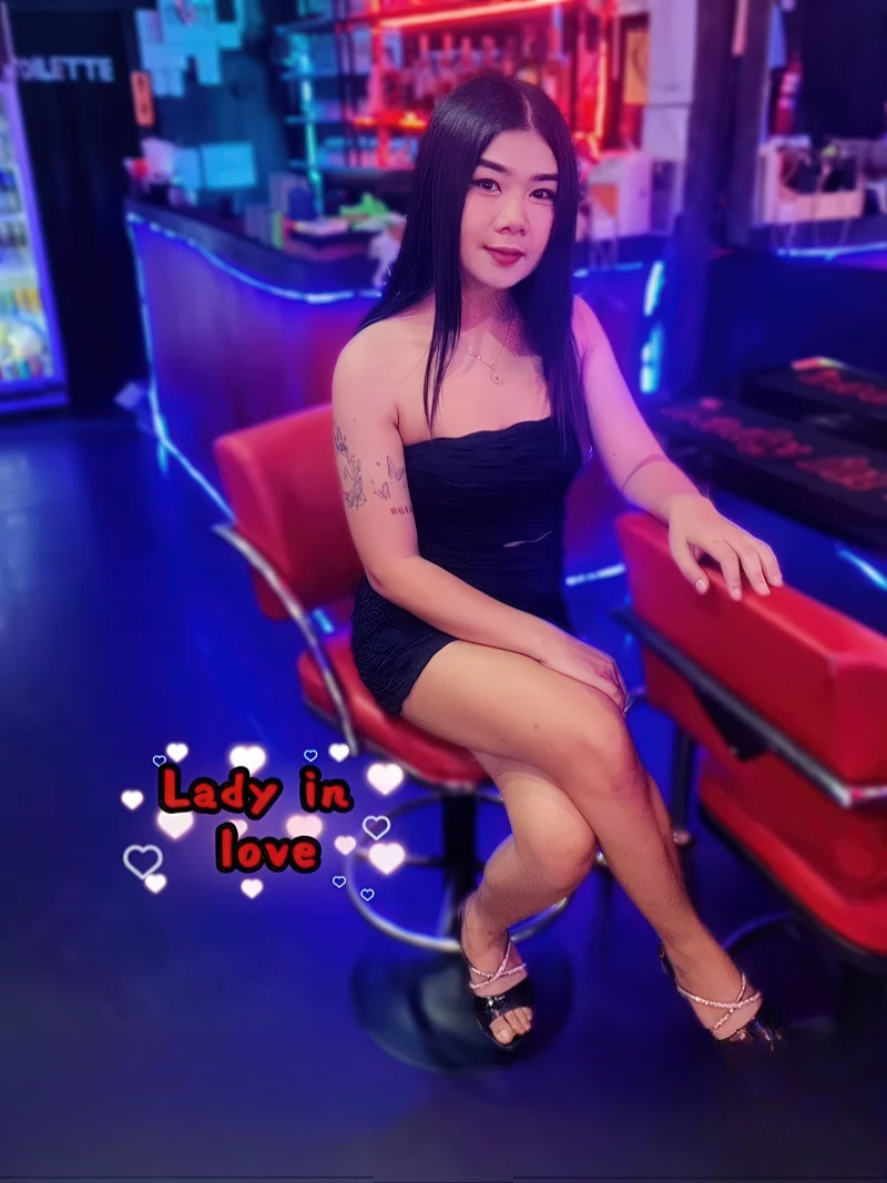 Lady in Love Bar