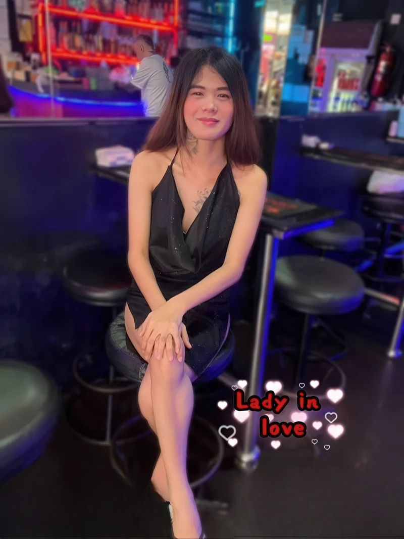 Lady in Love Bar