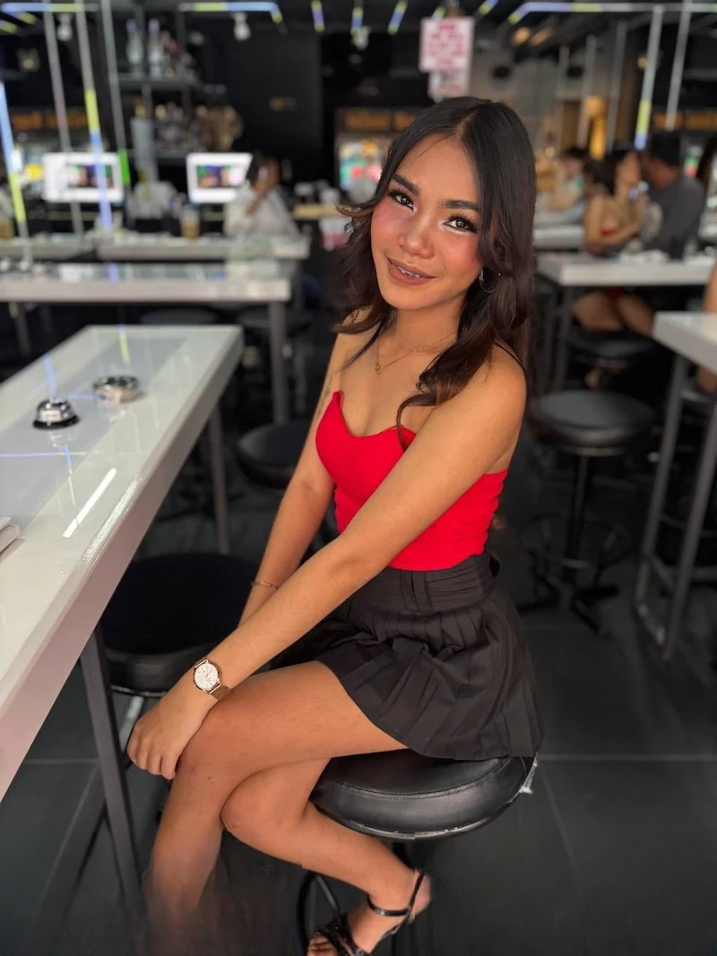 Nikki Bar