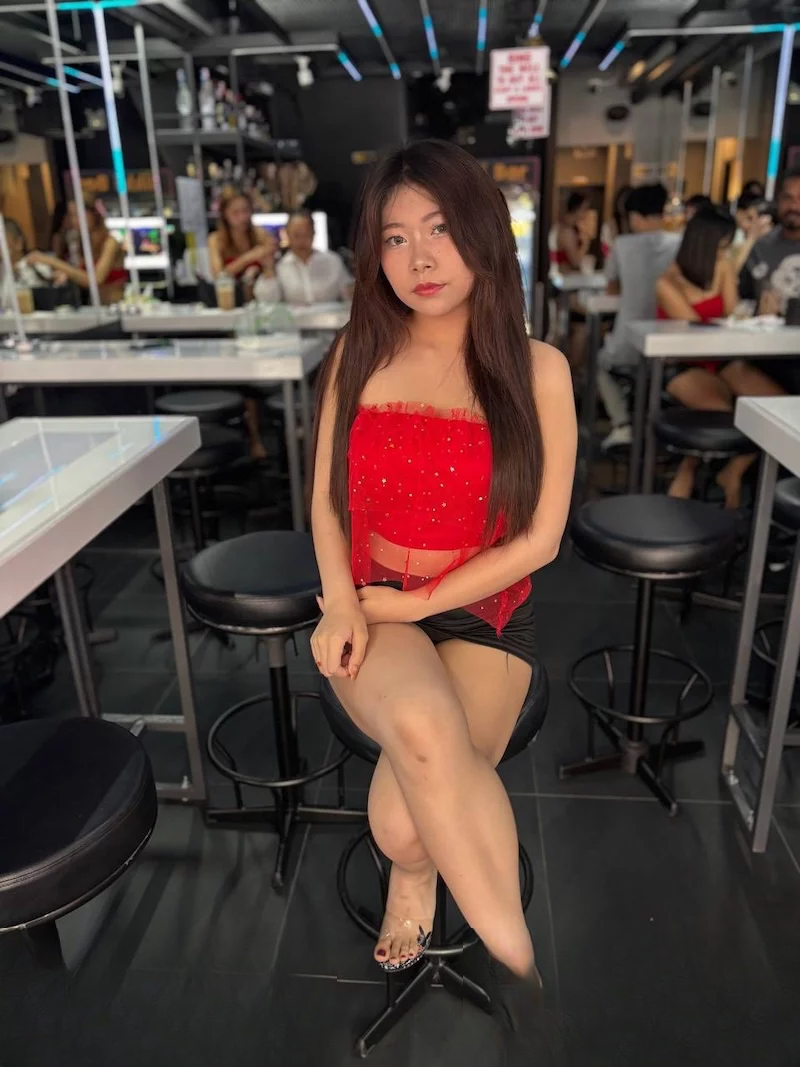 Nikki Bar