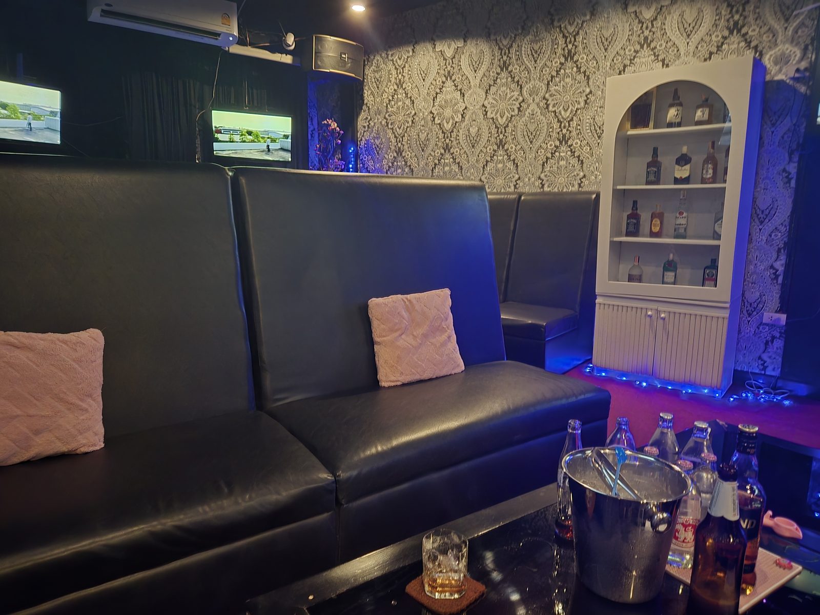 Bangkok Club Peach