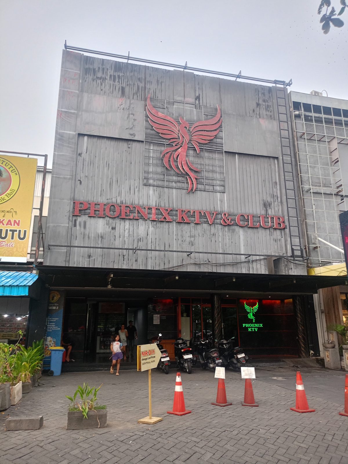 Phoenix KTV & Club