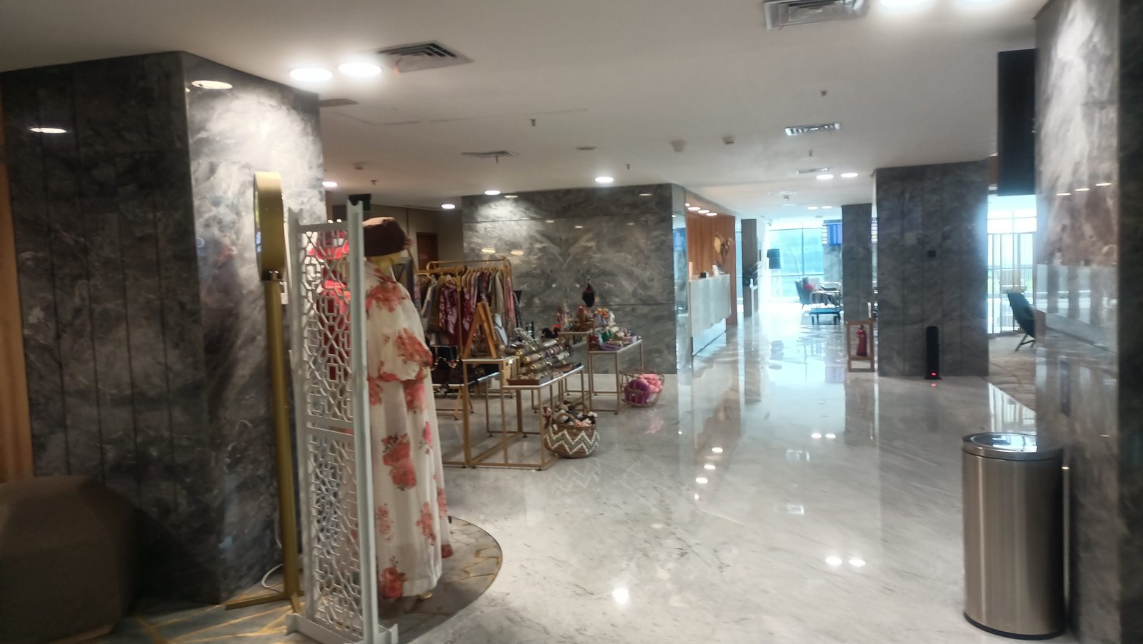 Anara Hotel Massage