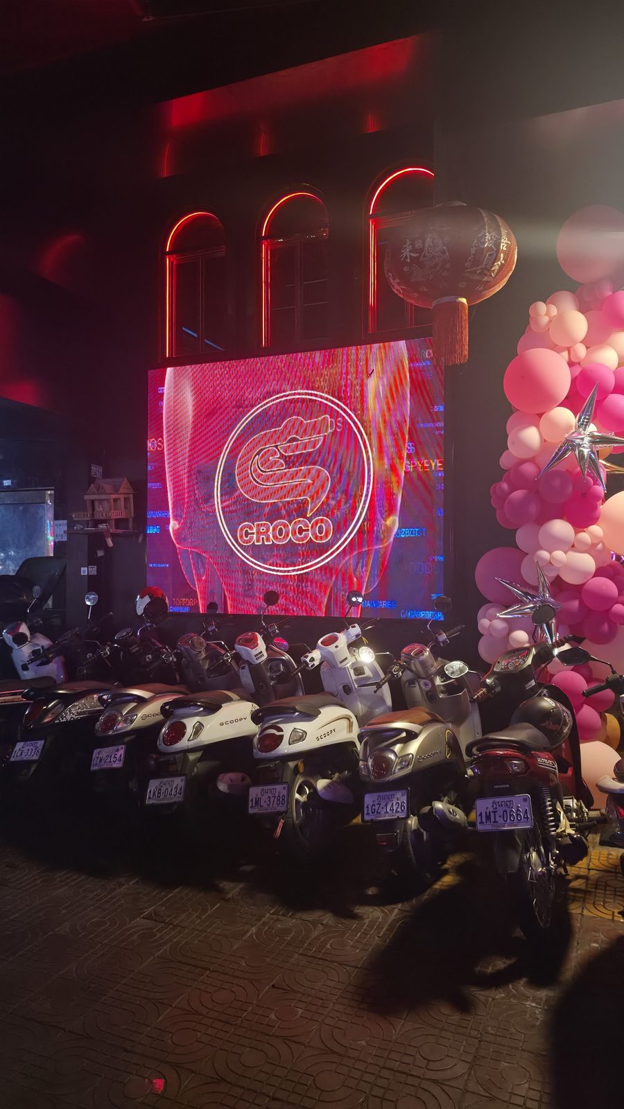 Croco Bar & Club