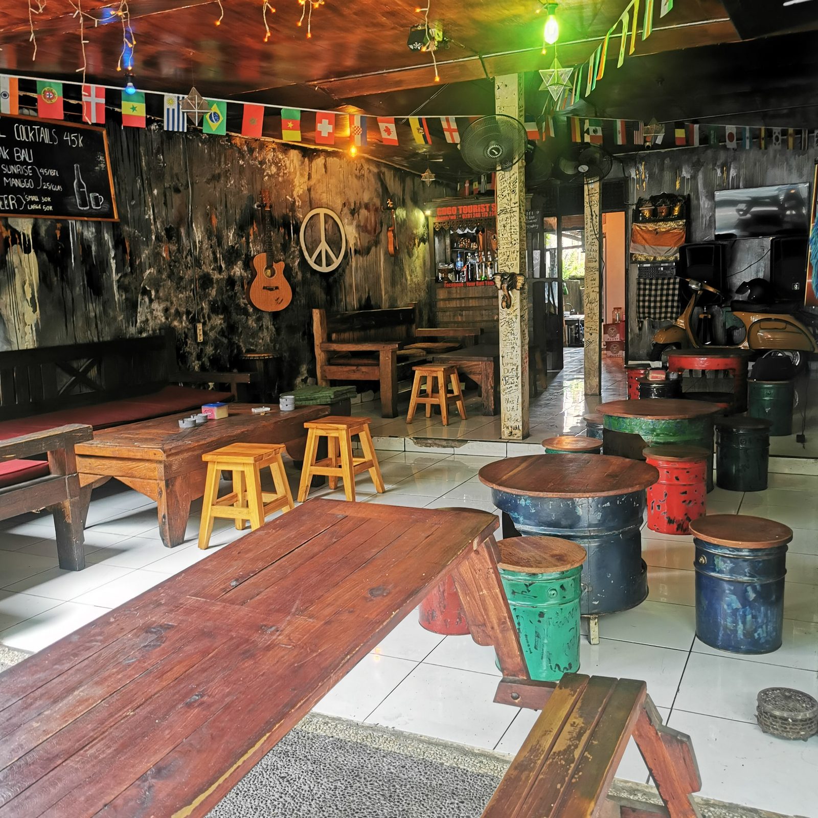 Gogo Bali Cocktails Bar & Karaoke