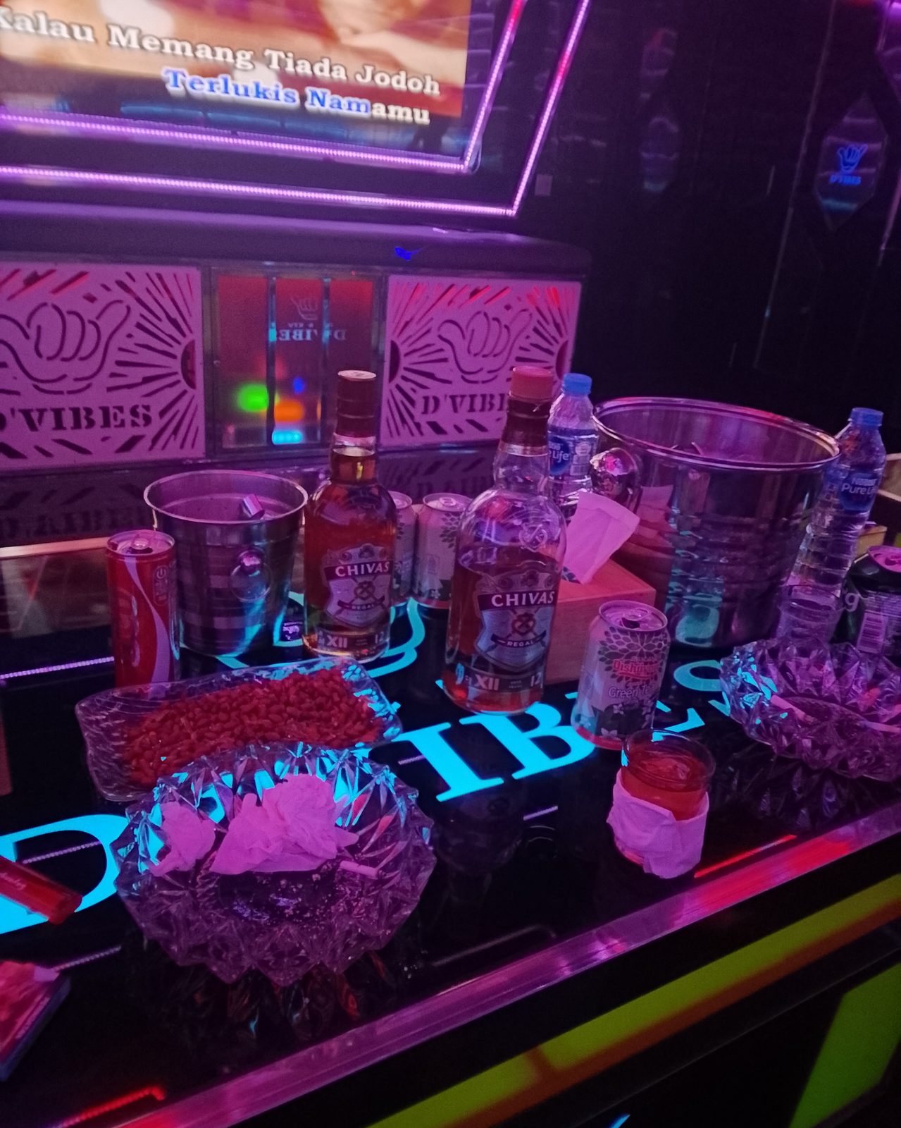 D'Vibes Café & KTV