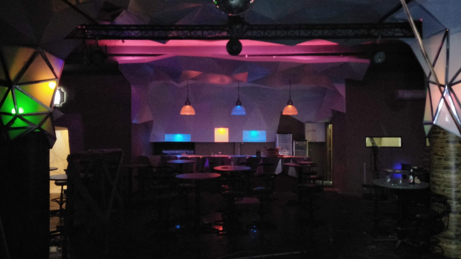 Diamond PUB & KTV