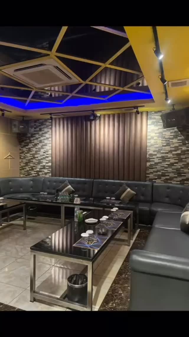 DE8 International Business Club KTV