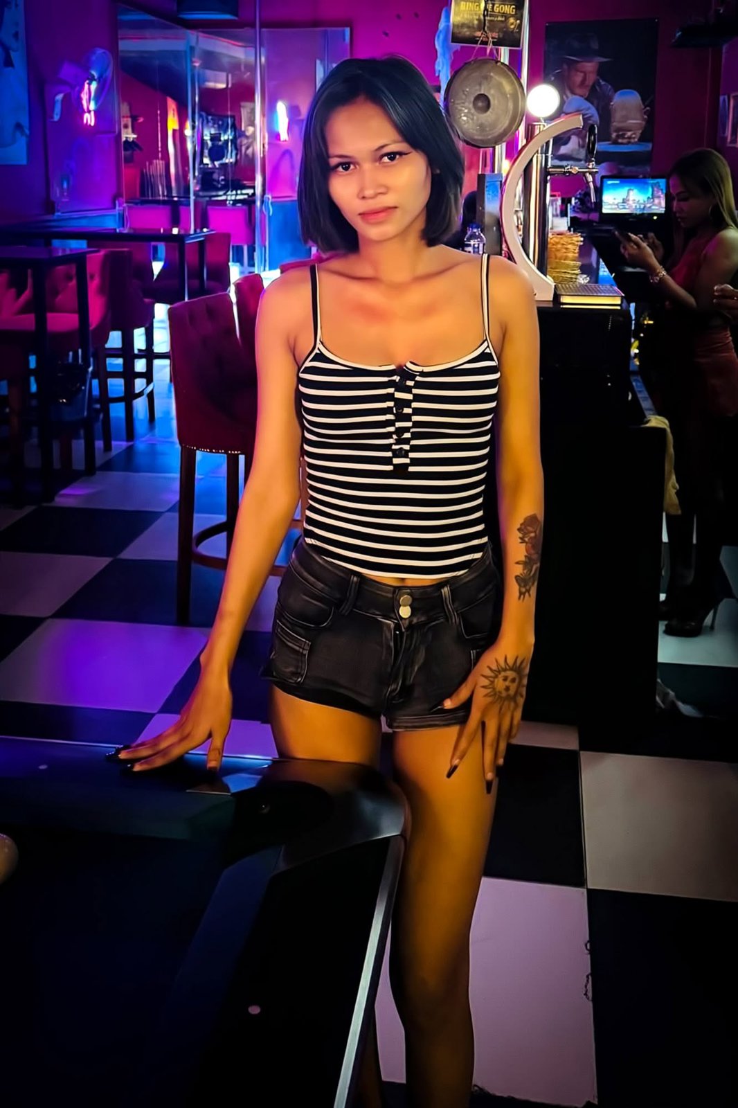Hollywood Bar