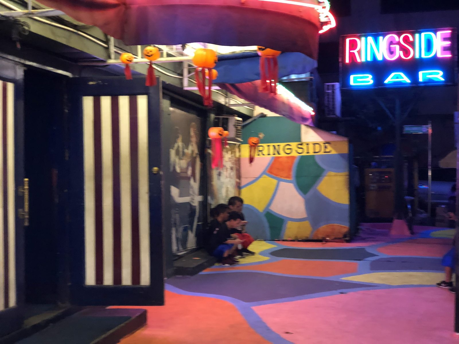 Ringside Bar