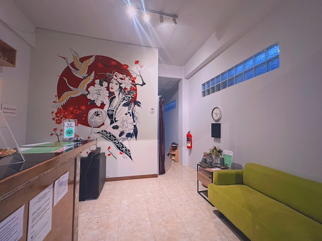 Daisuki Massage by Lolita 