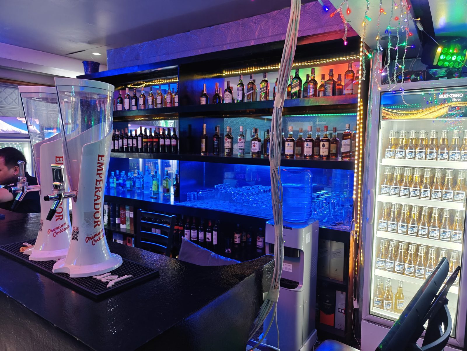 Beerionaires KTV Bar "Boys Club"