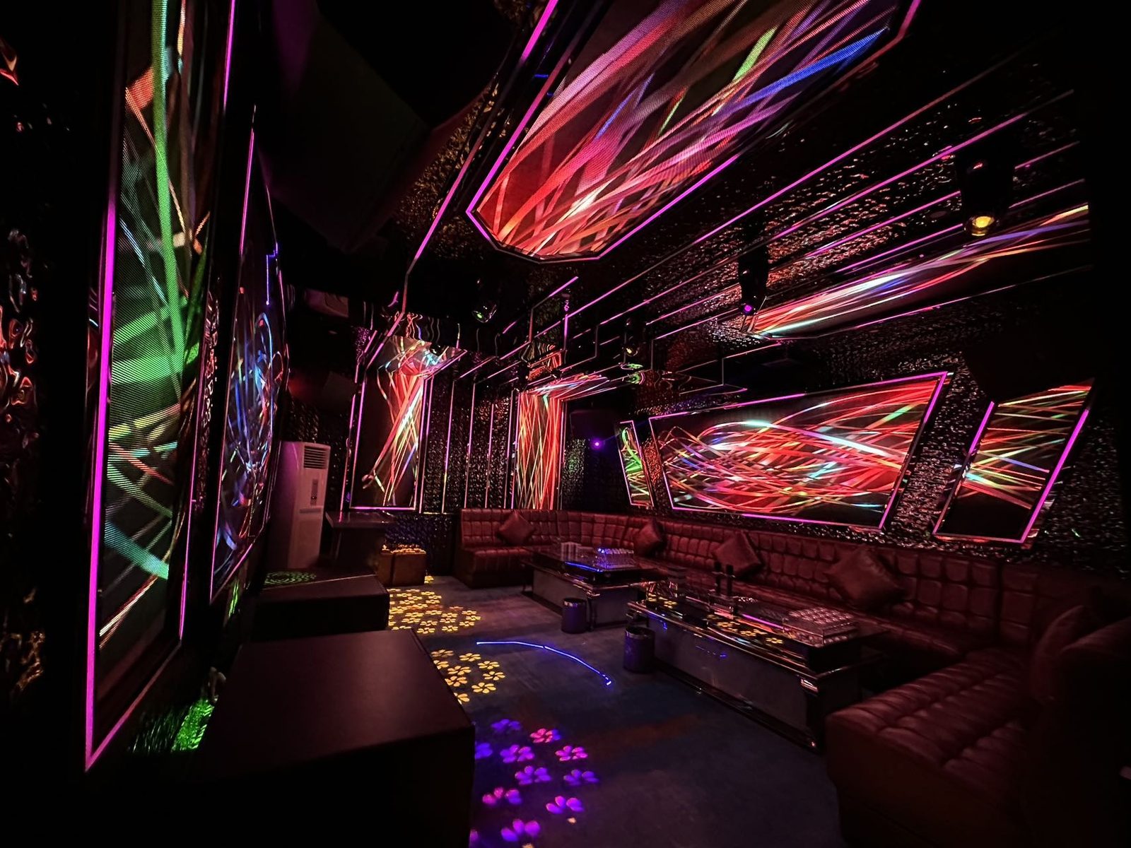 New Party KTV