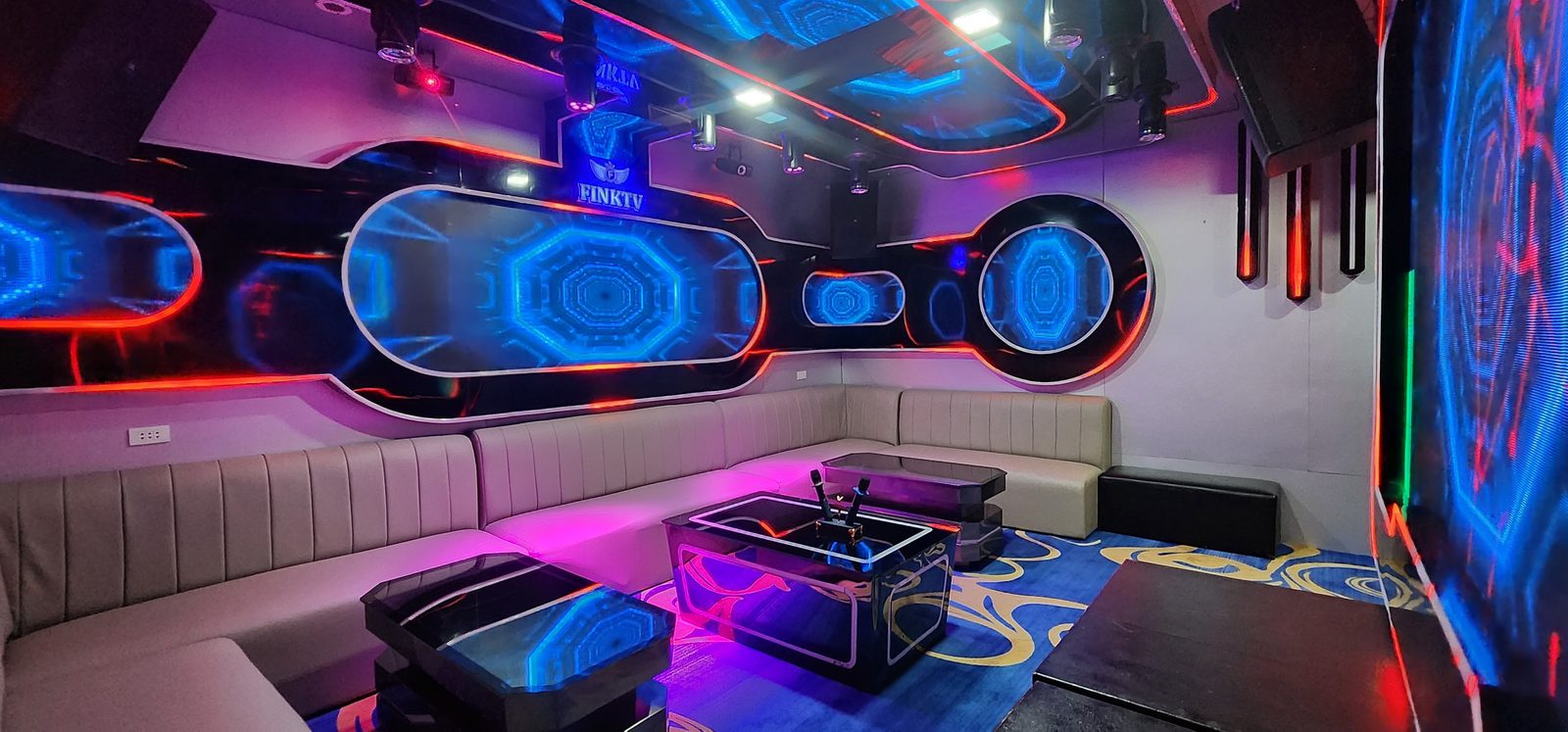 FIN KTV