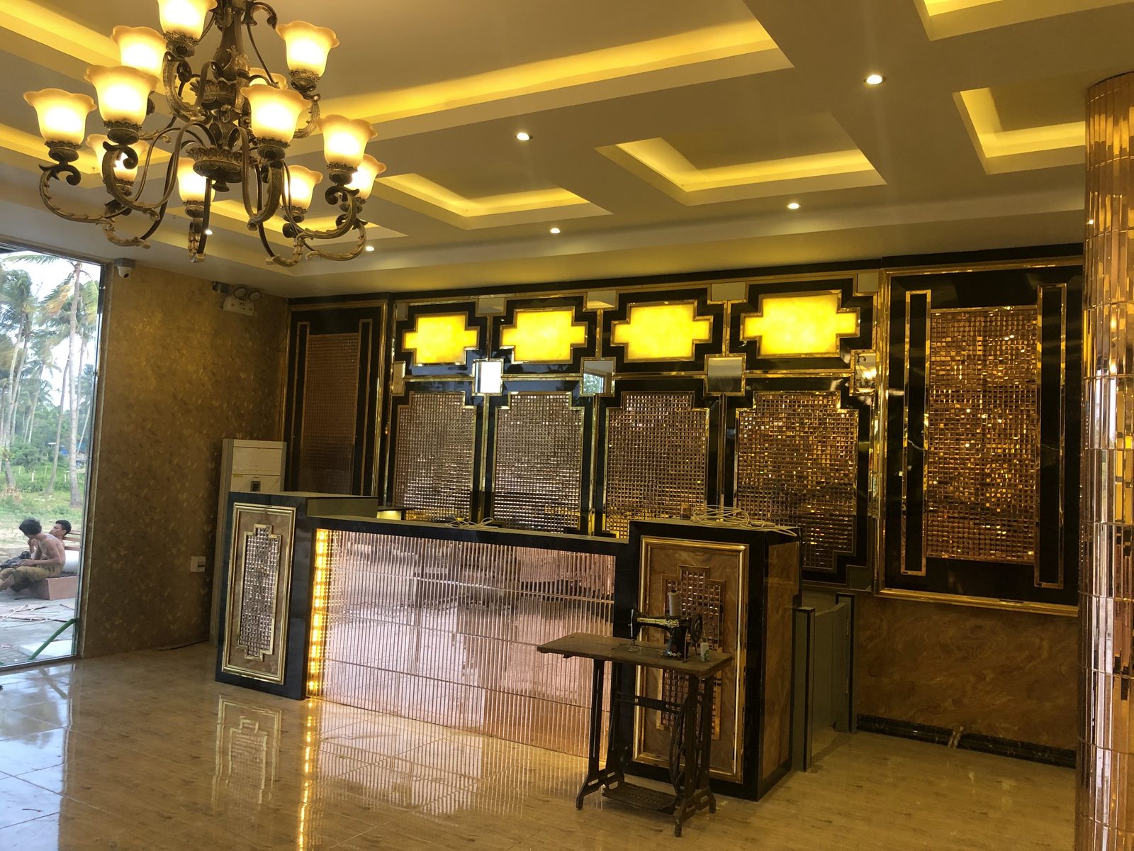 White House KTV, Bar & Restaurant