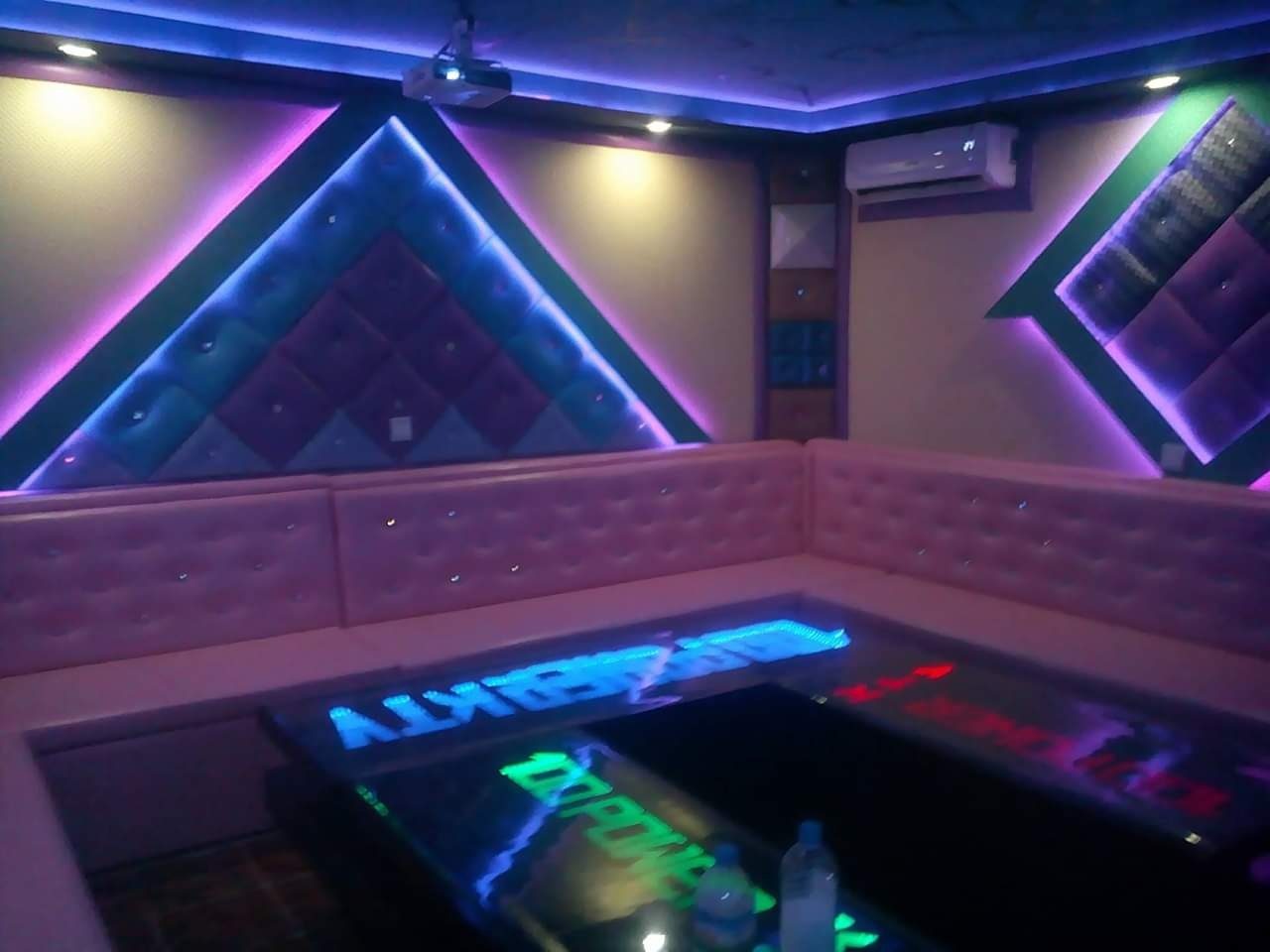 100 Power KTV