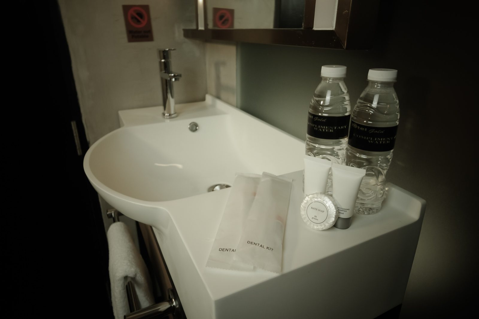 iOtel Luxury Kiosk Hotel