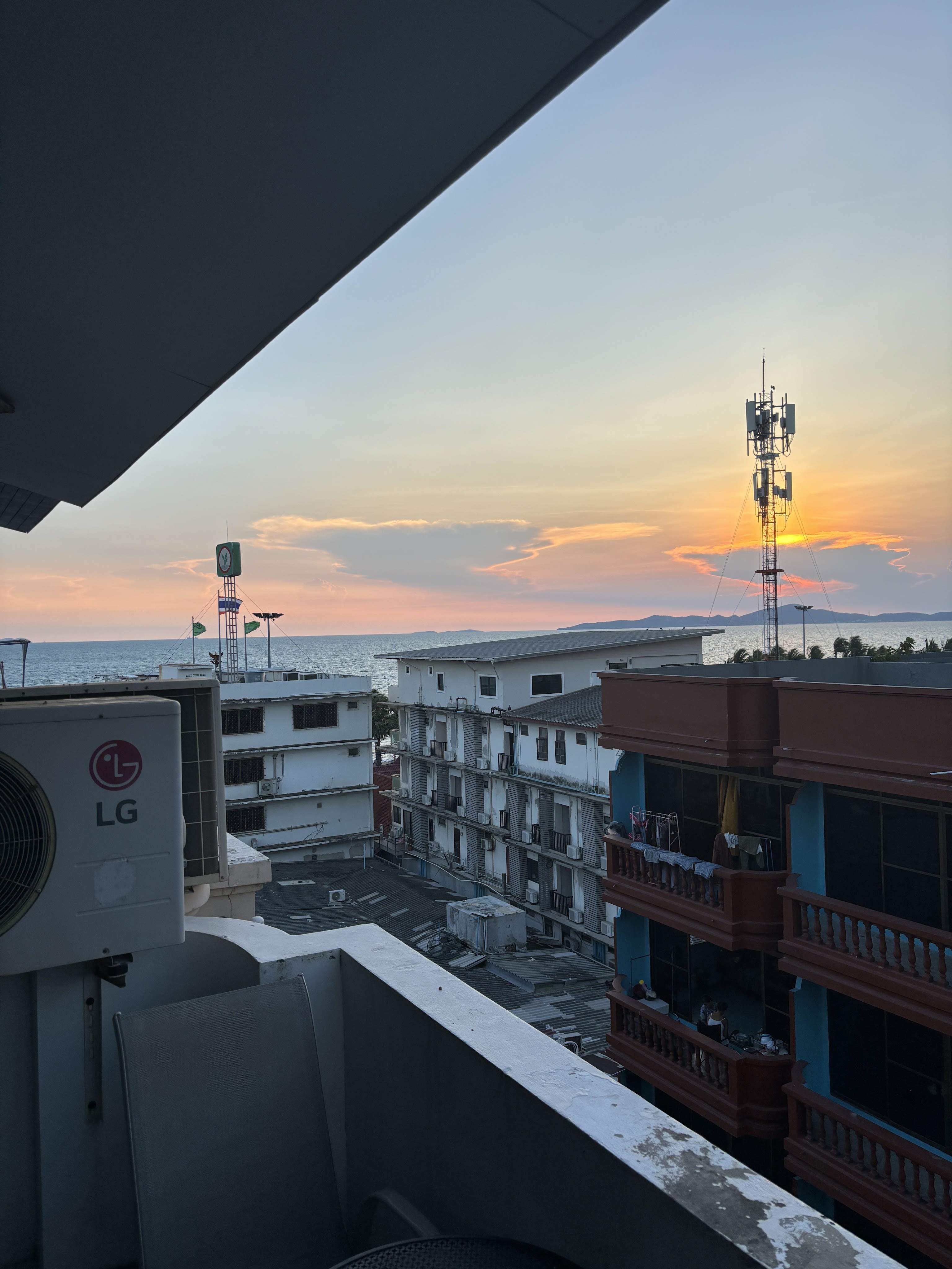 Bamboo's Soi 2 GG House