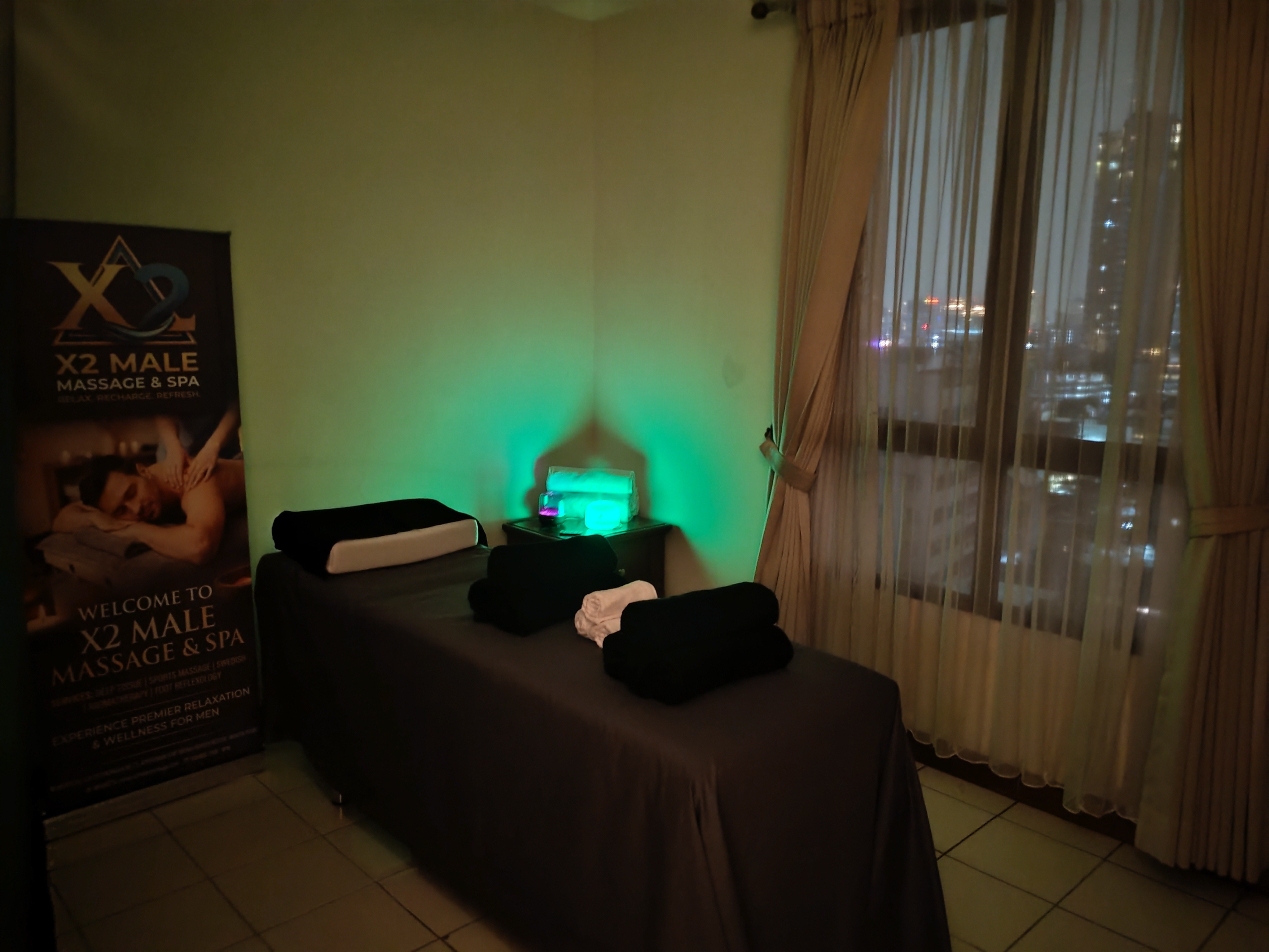 X2 male massage & spa