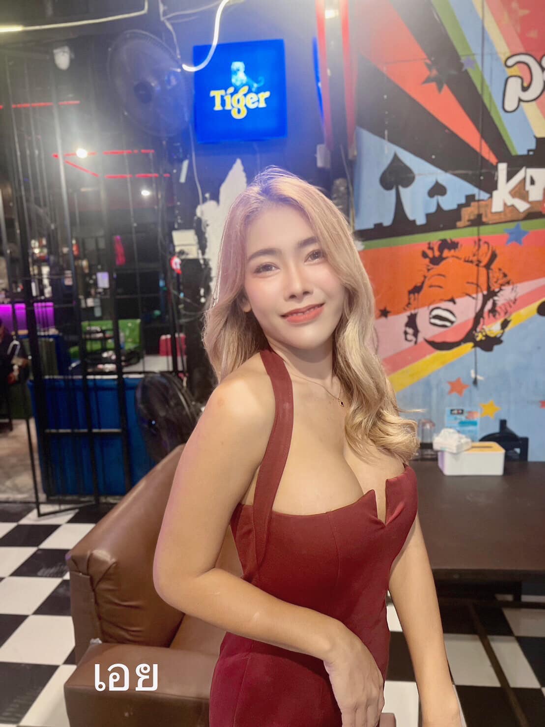 ละเมอ (Lamer) Restaurant & Karaoke