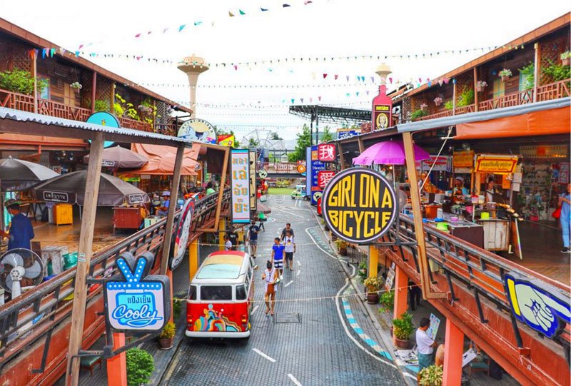 Hua Hin Walking Street