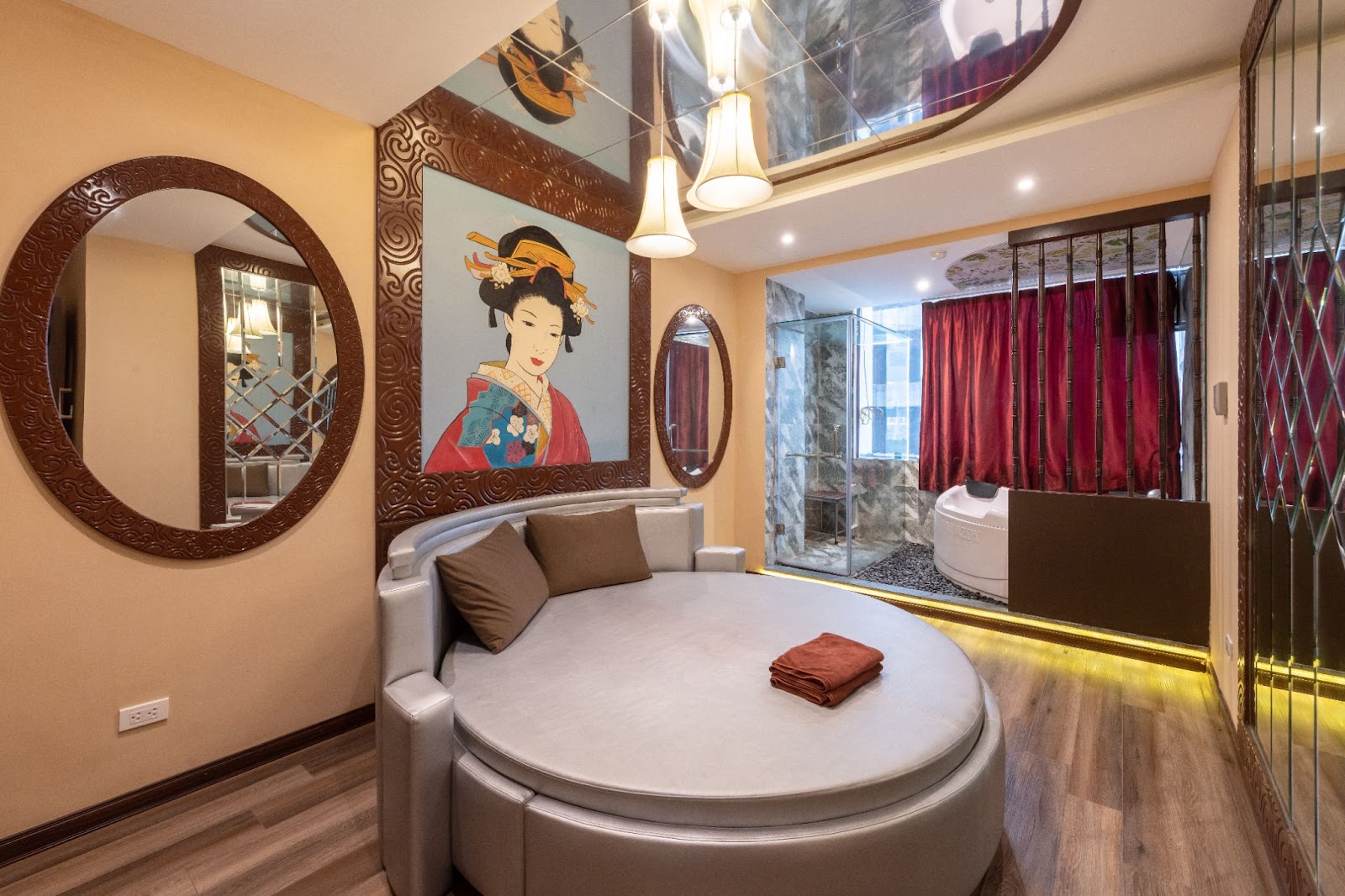 Neko Massage - La Thành